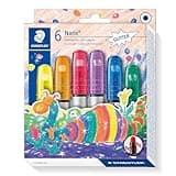 STAEDTLER Noris Club 2390M C6 Gelmalstifte, 6 Stück im Set, Glitter-Farben, perfekt für kleine Kinderhände, superweich und farbintensiv, auch ideal für `Fensterglas